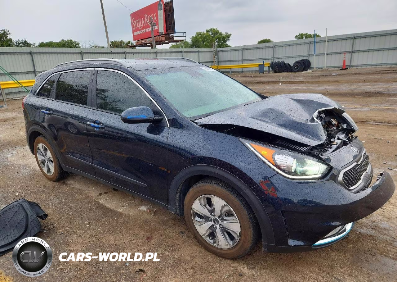 2018 Kia Niro Plug-In Hybrid Lx VIN:KNDCM3LD6J5157490 - 4