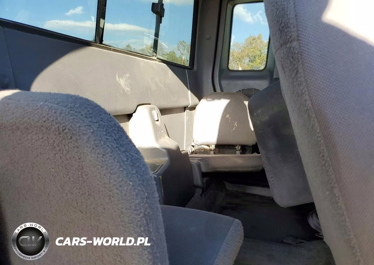 1999 Ford Ranger Super Cab VIN:1FTYR14V9XPB97904 - 10