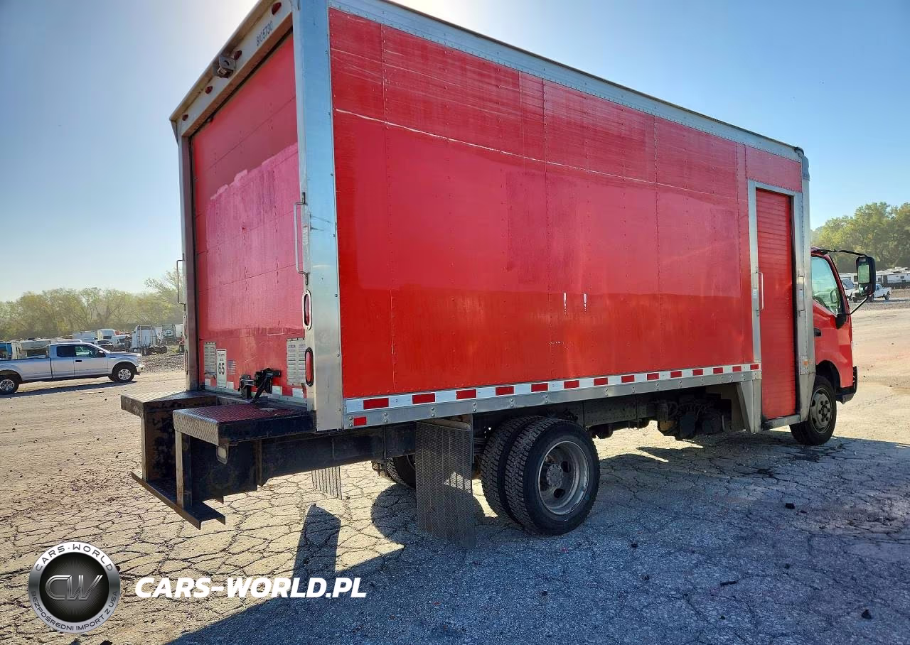 2017 Hino 195 Box Truck VIN:JHHSDM2HXHK005890 - 3