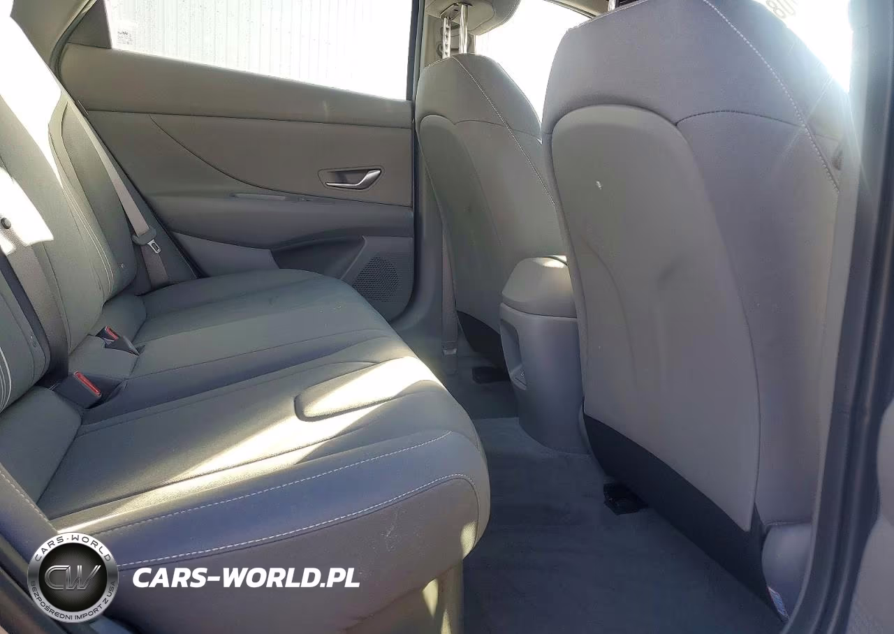 2025 Hyundai Elantra Hybrid Blue VIN:KMHLM4DJ9SU140390 - 10