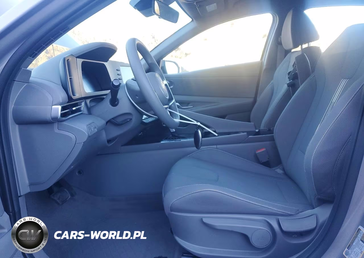 2025 Hyundai Elantra Hybrid Blue VIN:KMHLM4DJ9SU140390 - 7