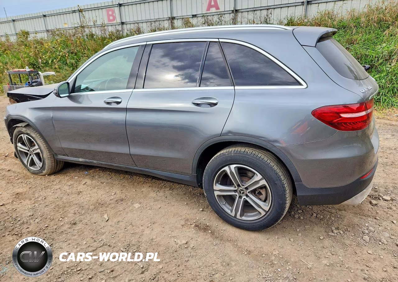 2018 Mercedes-Benz Glc 300 4Matic VIN:WDC0G4KB5JV111983 - 2