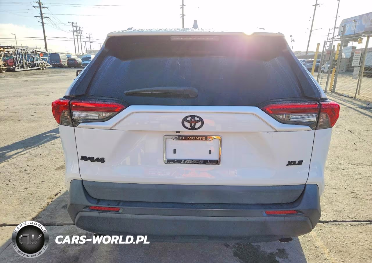 2021 Toyota Rav4 Xle VIN:2T3W1RFV8MC156272 - 6