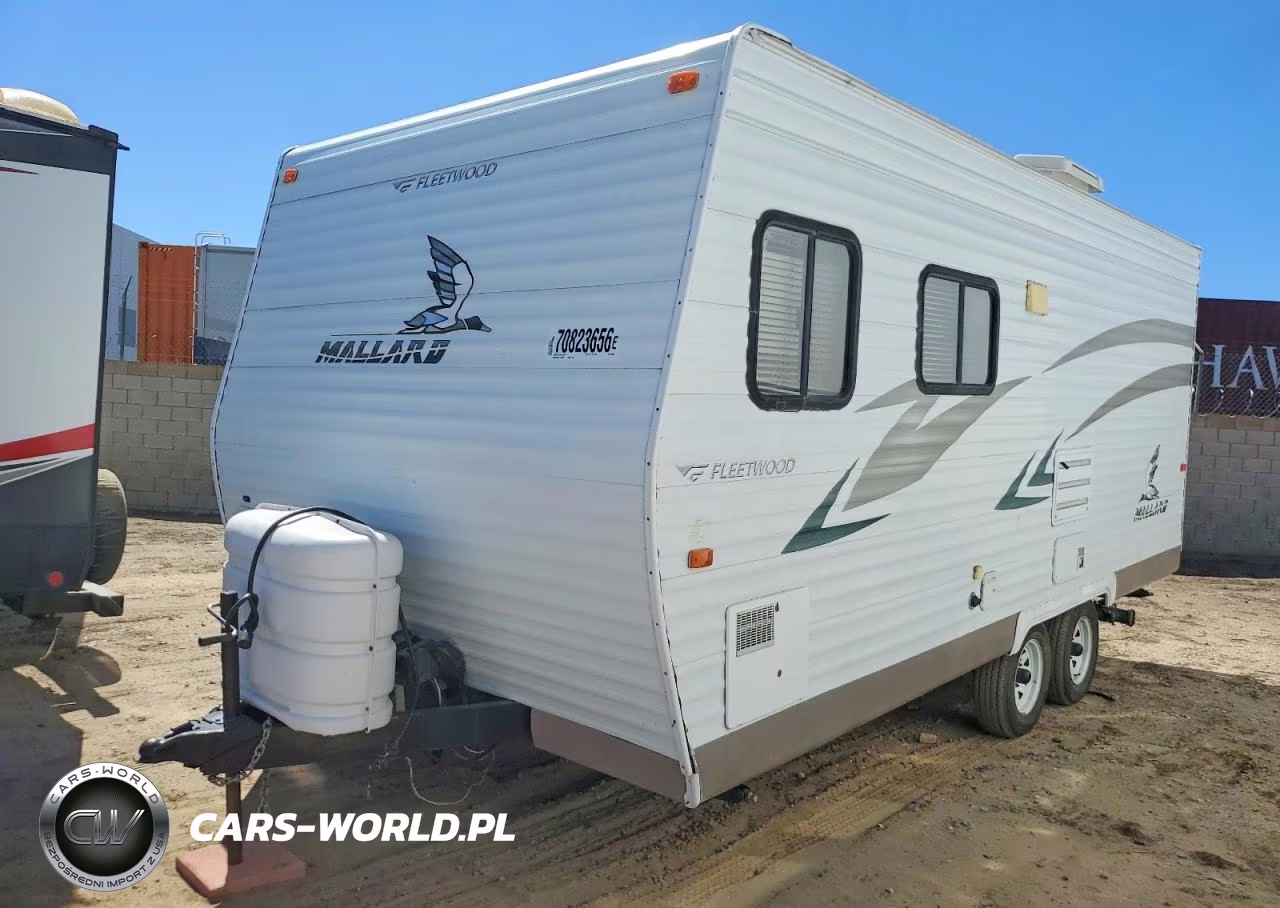 2005 Fleetwood Mallard Camper VIN:1EF1C182551500564 - 2