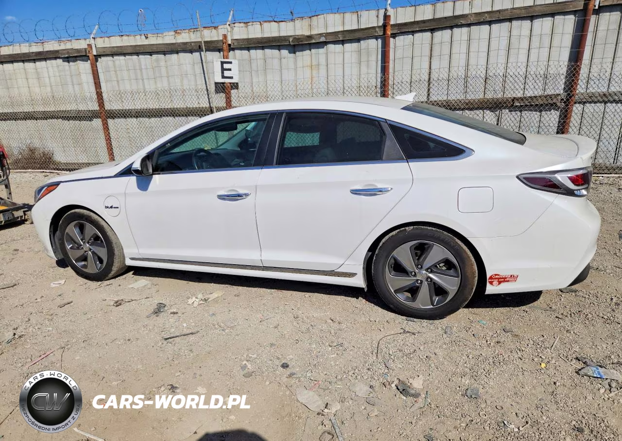 2017 Hyundai Sonata Plug-In Hybrid Limited VIN:KMHE54L26HA049250 - 2