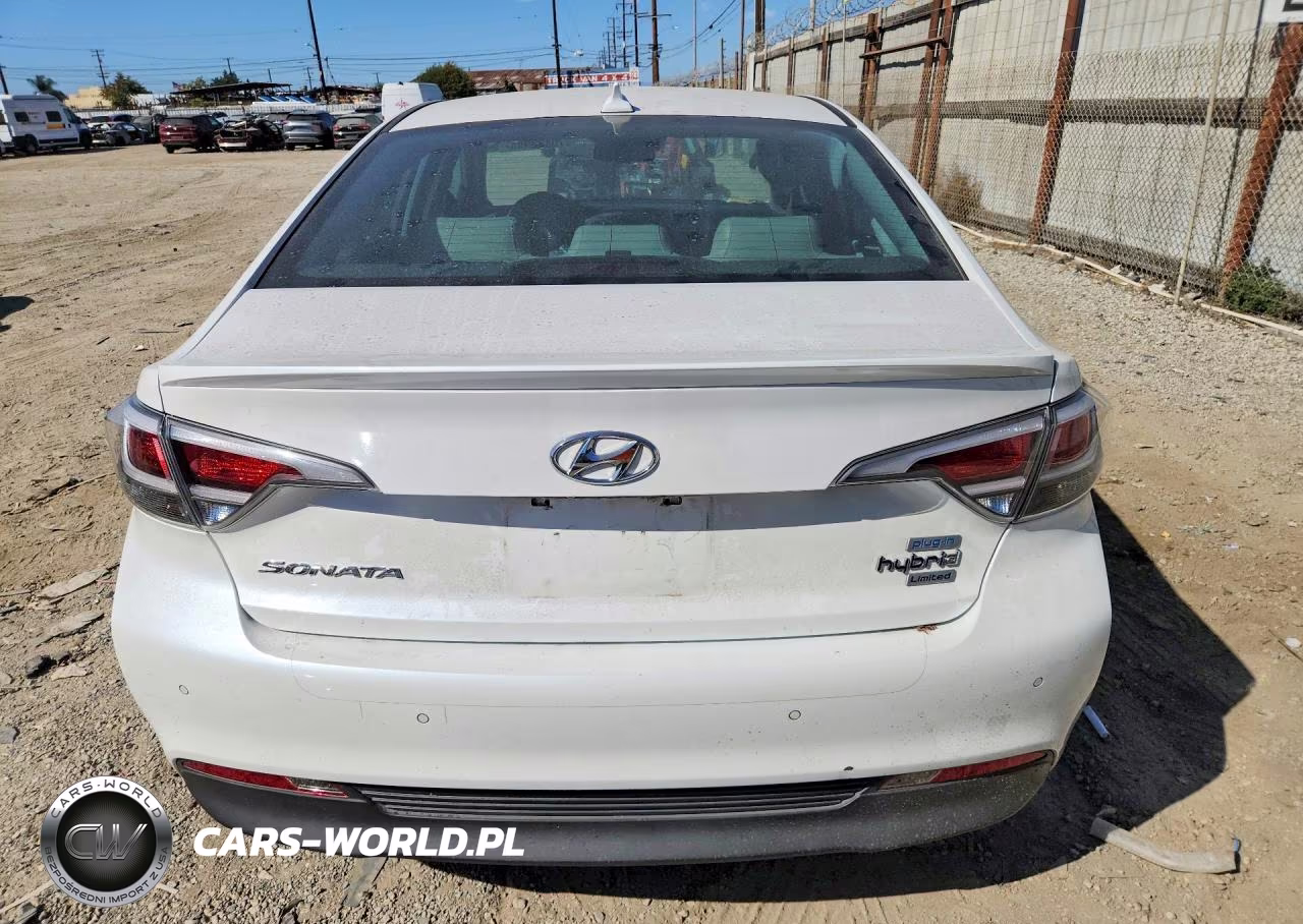 2017 Hyundai Sonata Plug-In Hybrid Limited VIN:KMHE54L26HA049250 - 6