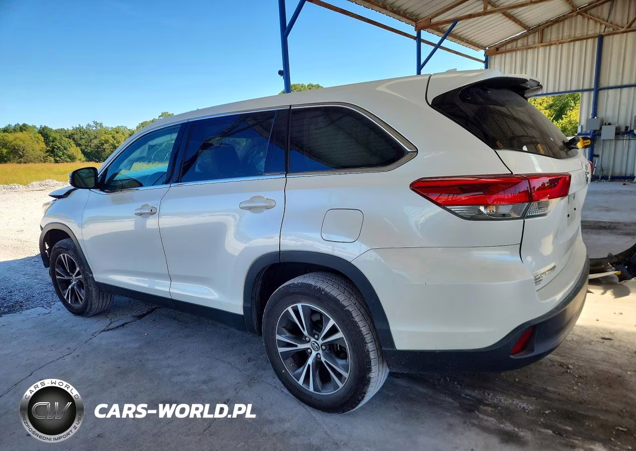2019 Toyota Highlander Le Plus VIN:5TDZZRFHXKS334390 - 2