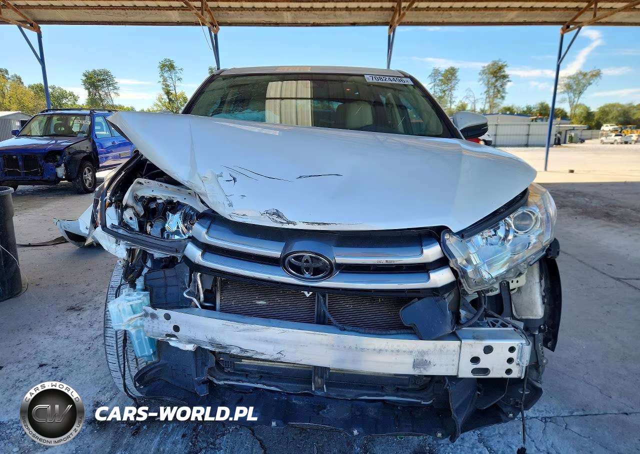 2019 Toyota Highlander Le Plus VIN:5TDZZRFHXKS334390 - 5
