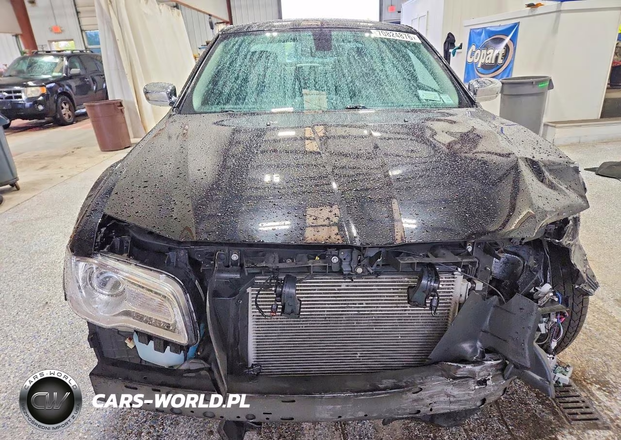 2018 Chrysler 300 Limited VIN:2C3CCAKG8JH127553 - 5