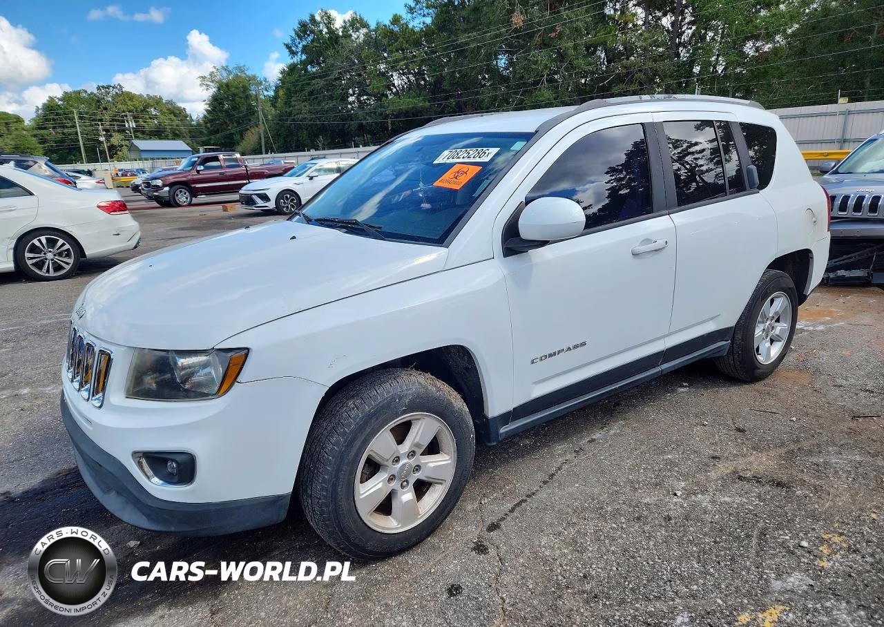 2016 Jeep Compass Latitude VIN:1C4NJCEA7GD773444 - 1