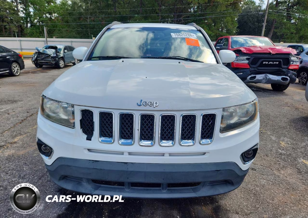 2016 Jeep Compass Latitude VIN:1C4NJCEA7GD773444 - 5