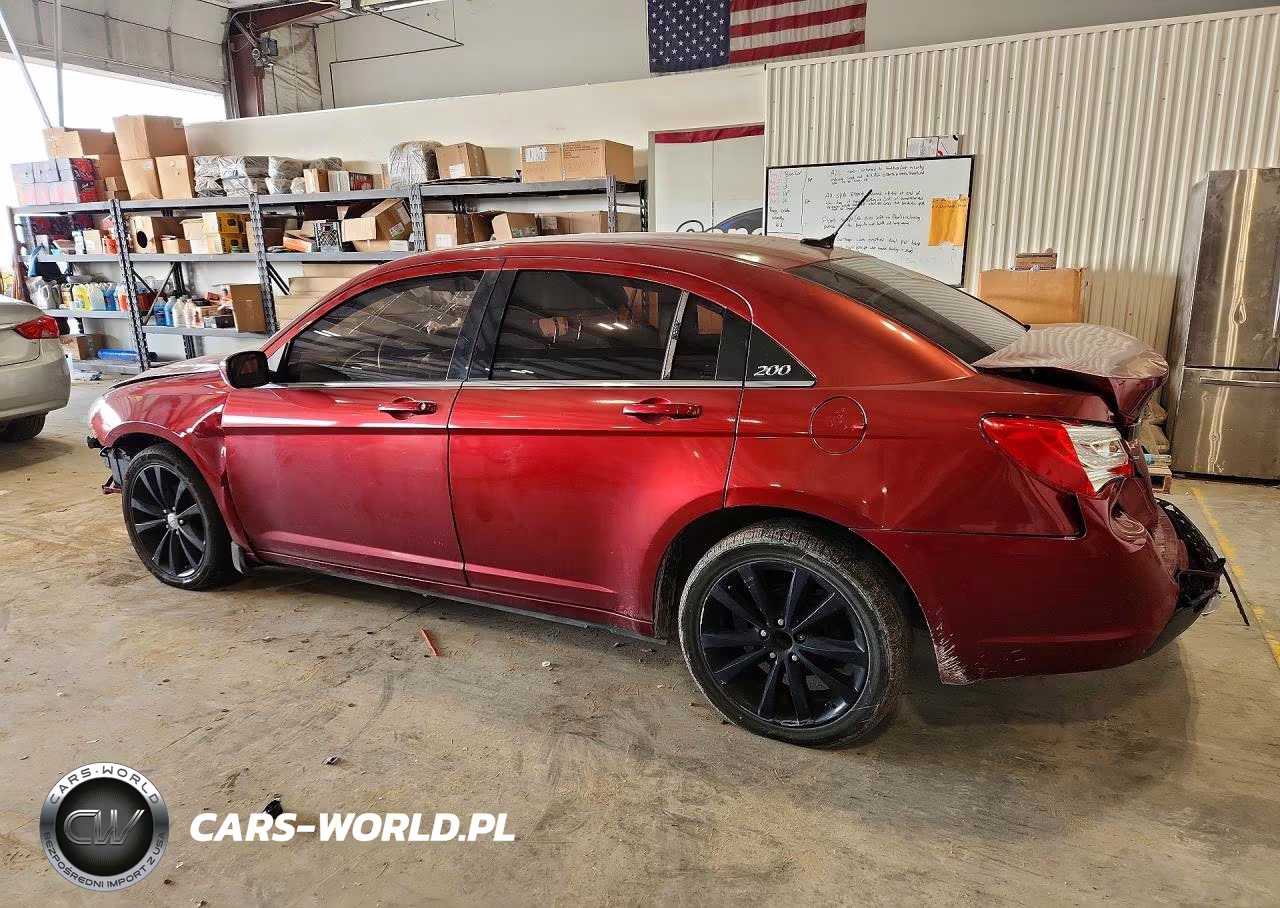 2013 Chrysler 200 Lx VIN:1C3CCBAB8DN639823 - 2