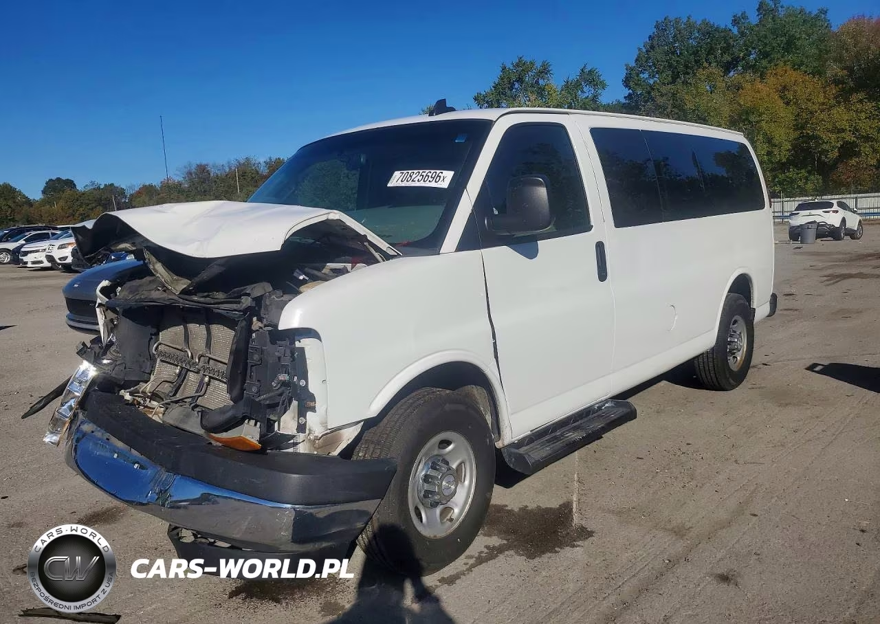 2018 Chevrolet Express G3500 Lt VIN:1GAZGMFG7J1261628 - 1