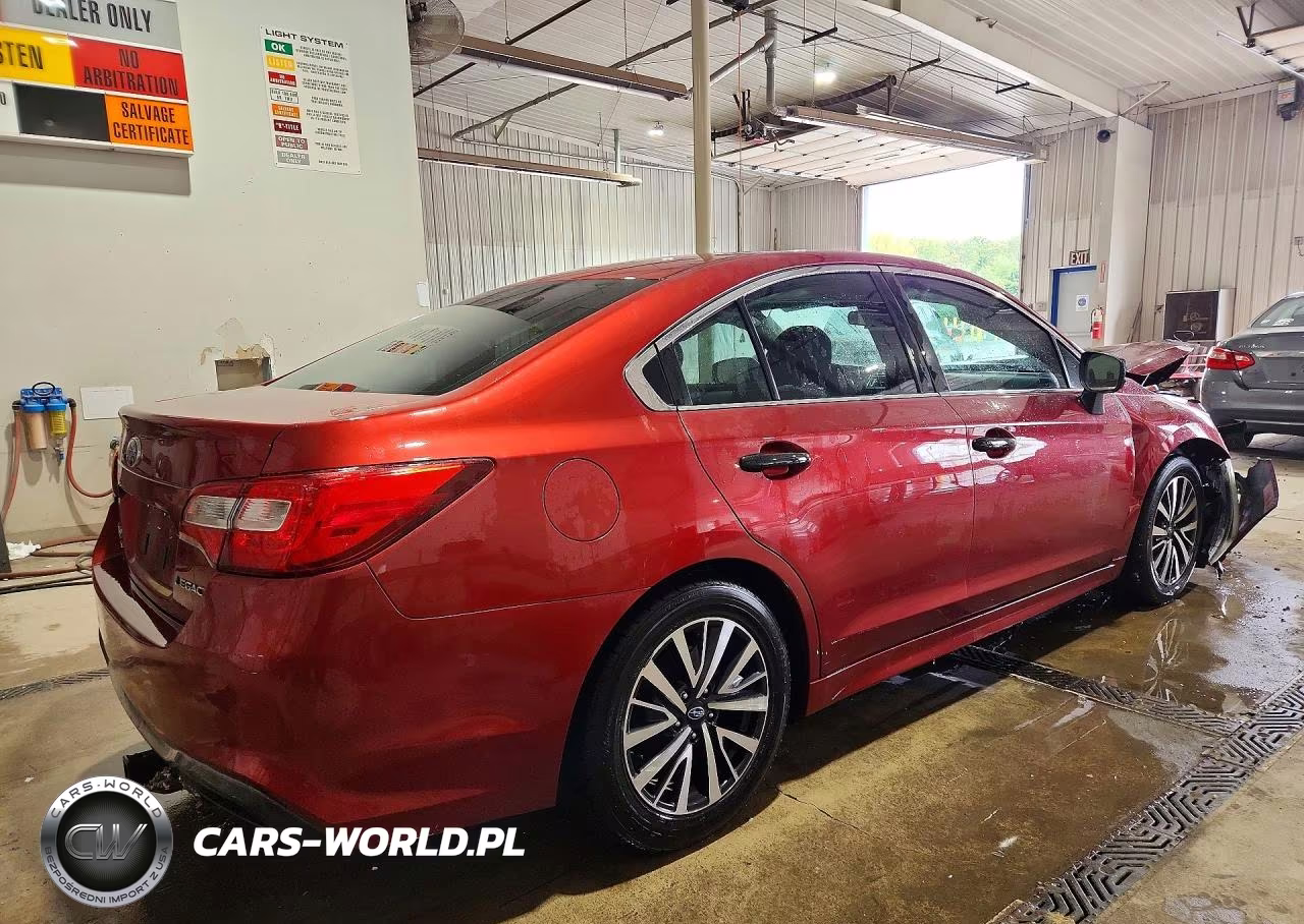 2018 Subaru Legacy 2.5I VIN:4S3BNAB68J3045303 - 3