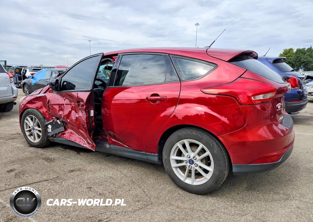 2017 Ford Focus Se VIN:1FADP3K24HL231657 - 2