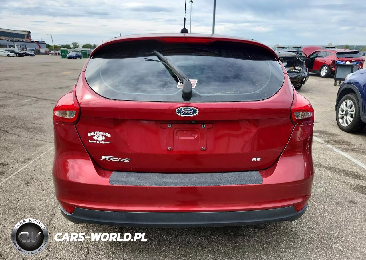 2017 Ford Focus Se VIN:1FADP3K24HL231657 - 6