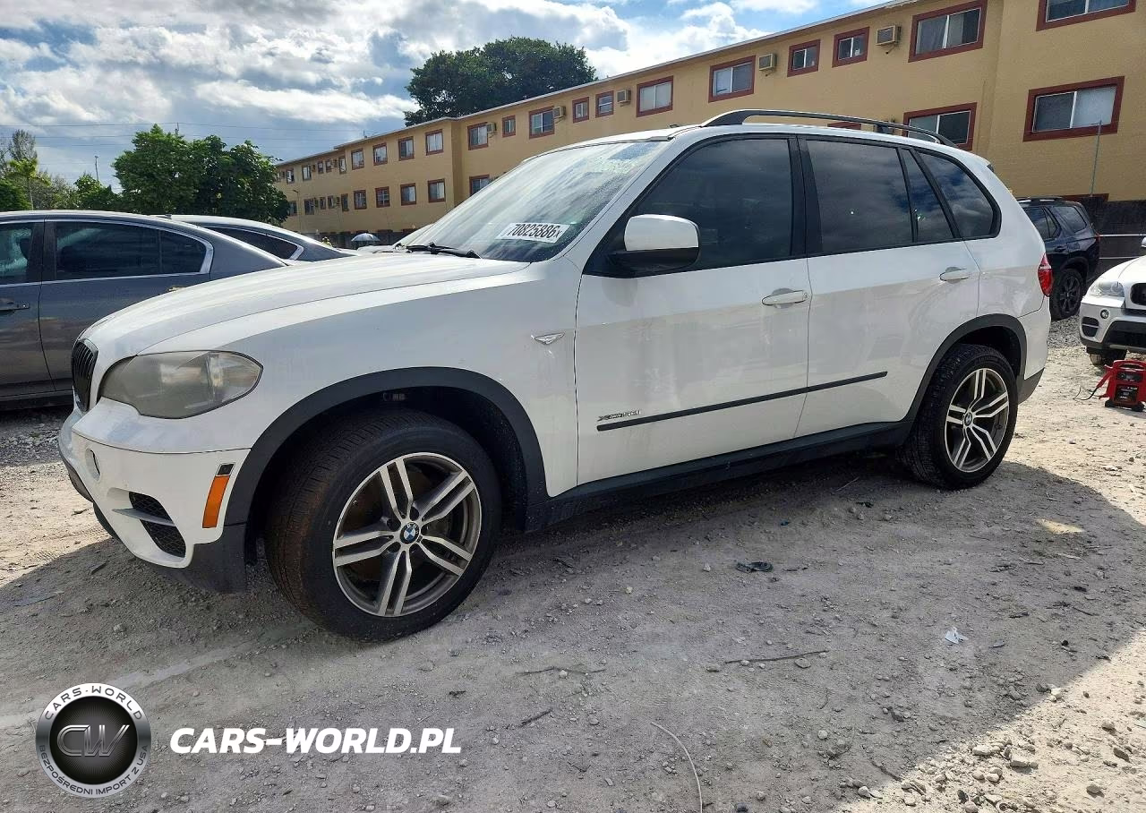 2012 BMW X5 xDrive50I VIN:5UXZV8C51CL423296 - 1