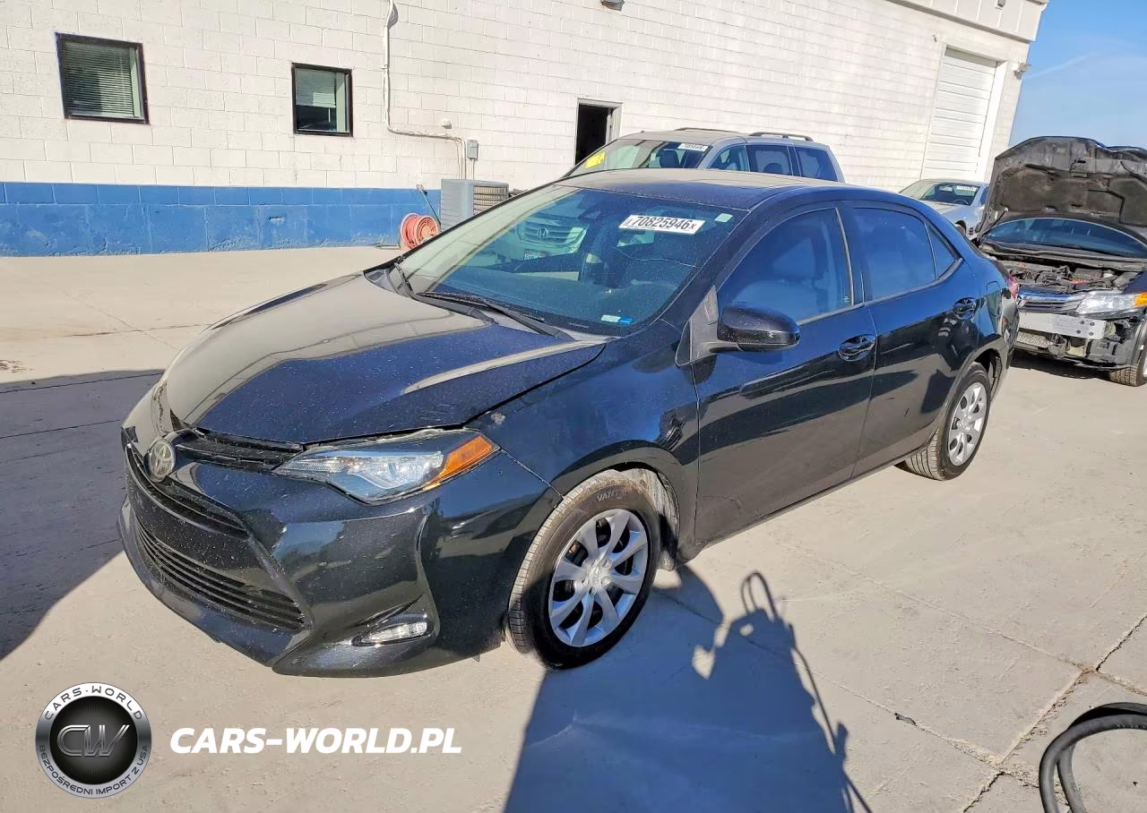 2018 Toyota Corolla Le – zdjęcie 1 z 12