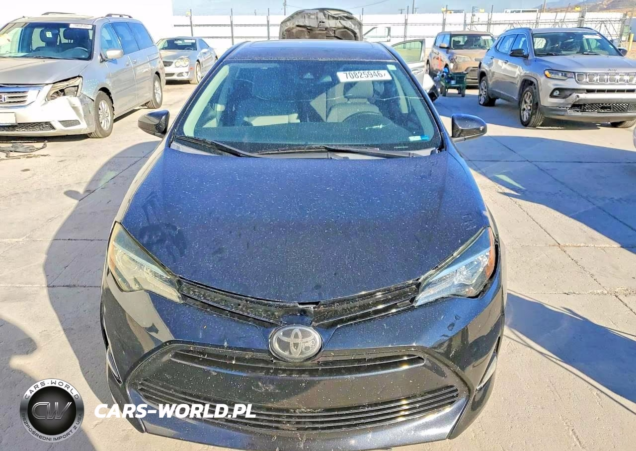 2018 Toyota Corolla Le VIN:2T1BURHE0JC976109 - 5