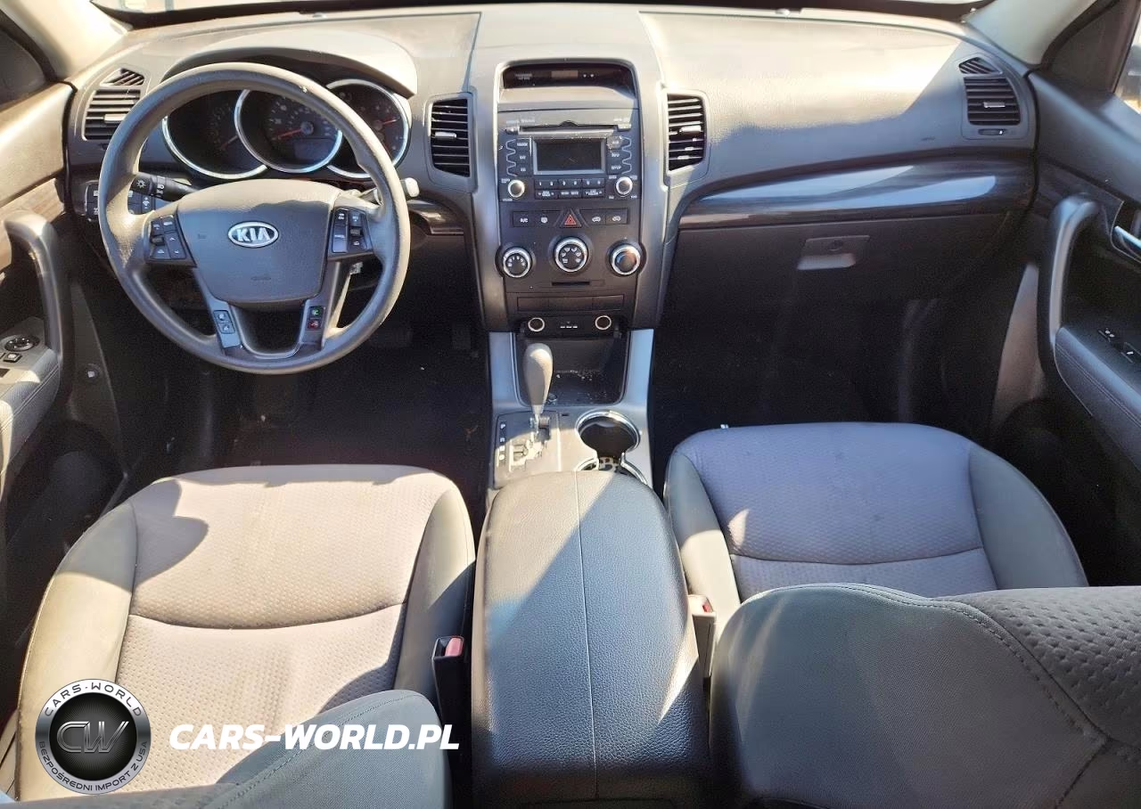 2013 Kia Sorento Lx VIN:5XYKTDA65DG339590 - 8