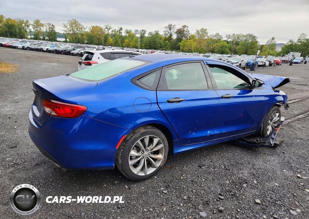 2016 Chrysler 200 S VIN:1C3CCCBG5GN157329 - 3