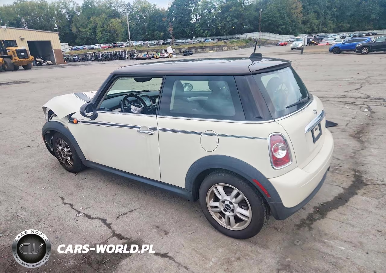 2013 Mini Cooper VIN:WMWSU3C51DT545924 - 2