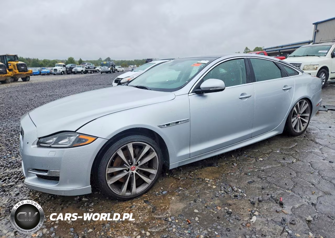 2017 Jaguar Xj