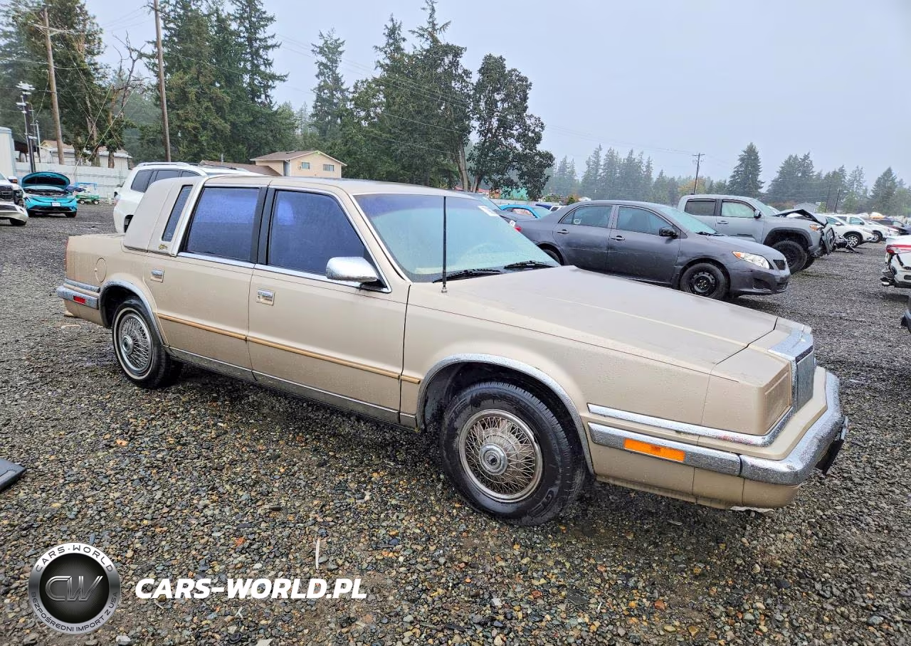 1991 Chrysler New Yorker Fifth Avenue VIN:1C3XY66R6MD258154 - 4