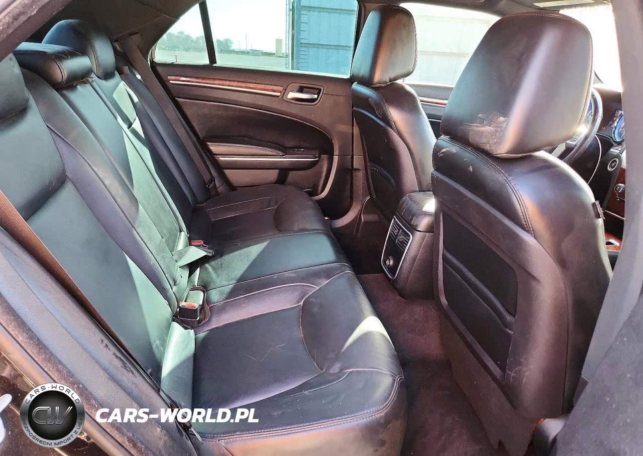 2012 Chrysler 300 Limited VIN:2C3CCACG8CH224236 - 10