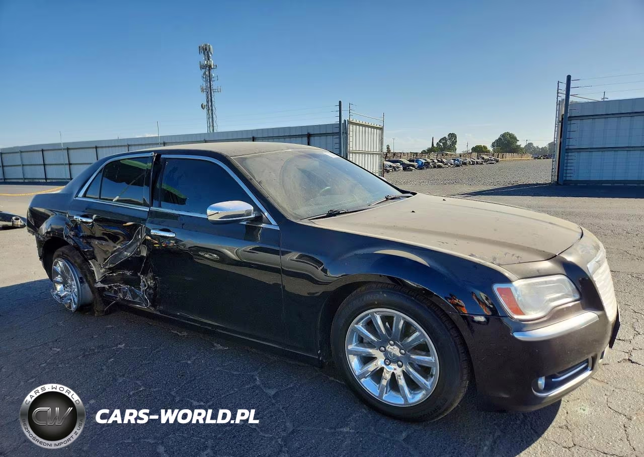 2012 Chrysler 300 Limited VIN:2C3CCACG8CH224236 - 4