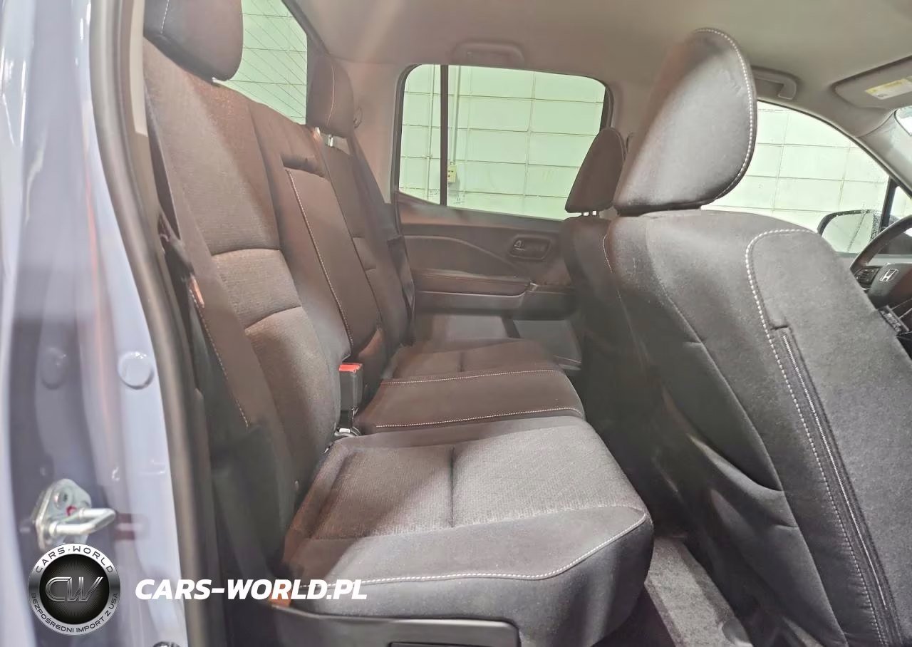 2025 Honda Ridgeline Sport VIN:5FPYK3F17SB015623 - 10