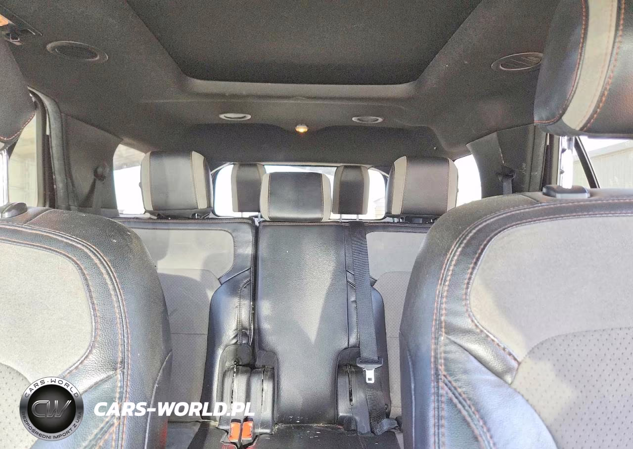 2017 Ford Explorer Xlt VIN:1FM5K7D81HGC21579 - 10
