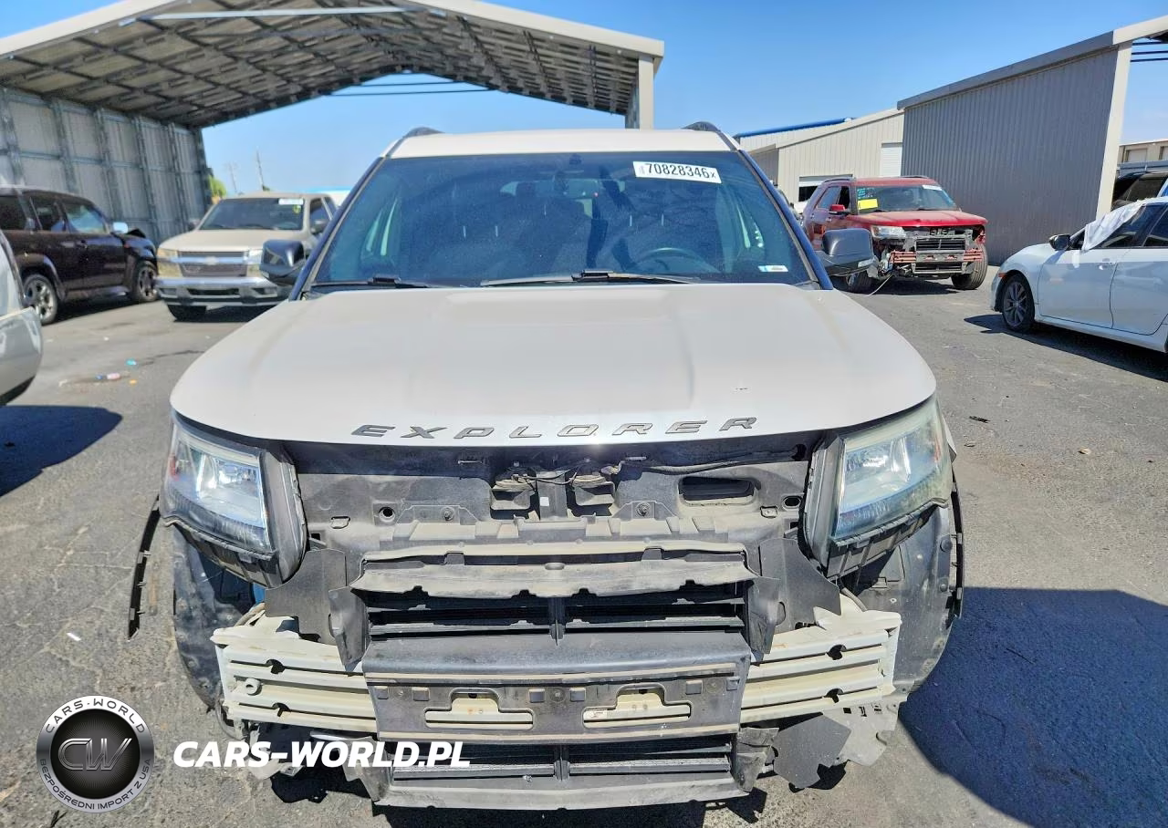 2017 Ford Explorer Xlt VIN:1FM5K7D81HGC21579 - 5