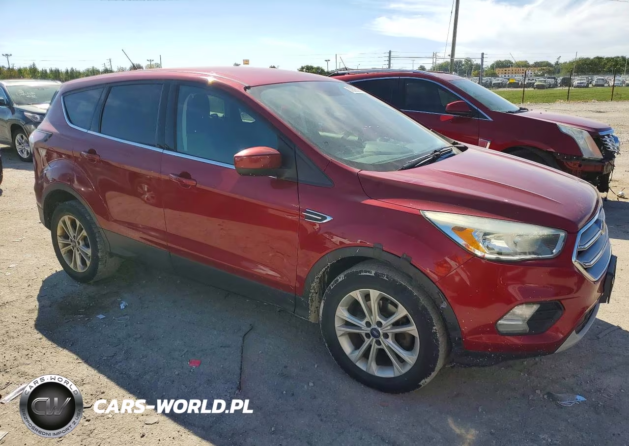 2017 Ford Escape Se VIN:1FMCU0GD5HUA77702 - 4