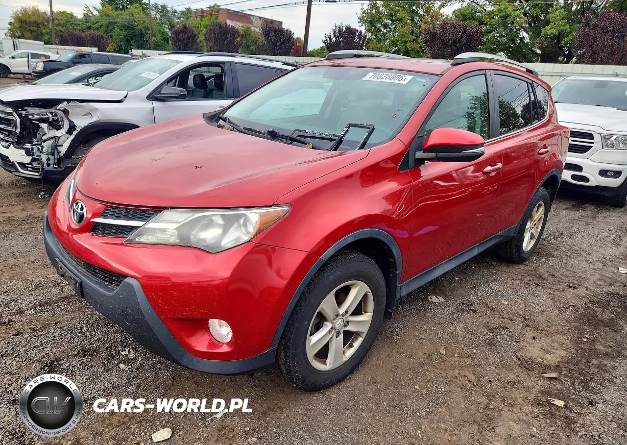 2014 Toyota Rav4 Xle VIN:2T3RFREV2EW197688 - 1