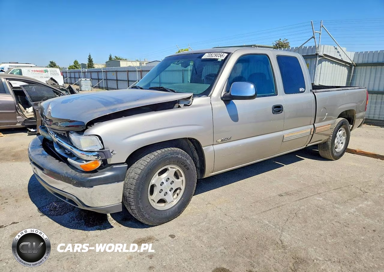 2002 Chevrolet Silverado C1500 VIN:2GCEC19T021212517 - 1