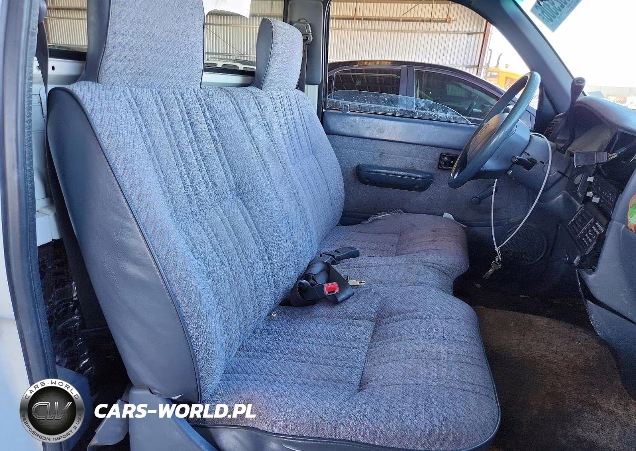 1995 Toyota Tacoma Base VIN:4TAUN41B2SZ079434 - 10