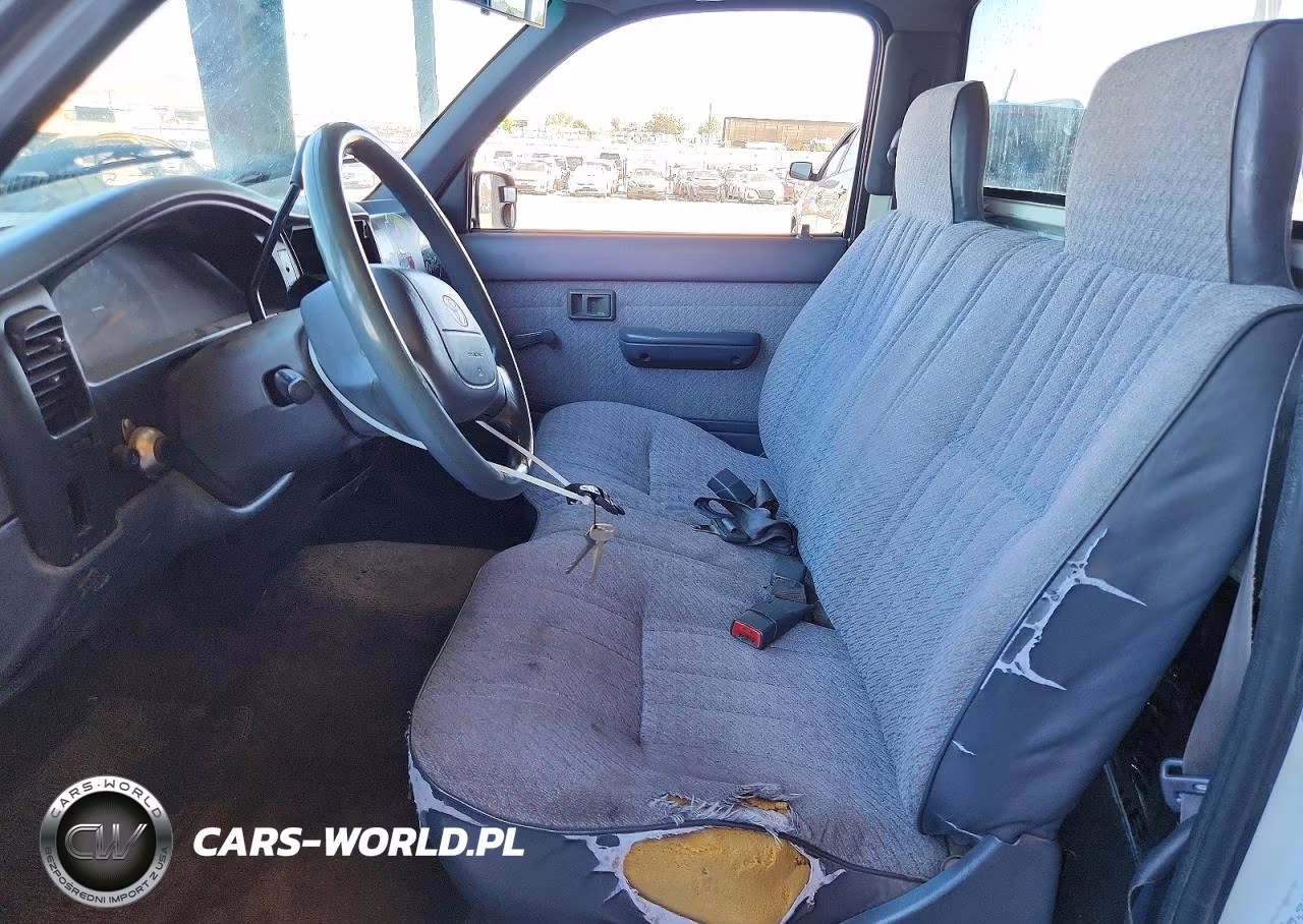 1995 Toyota Tacoma Base VIN:4TAUN41B2SZ079434 - 7