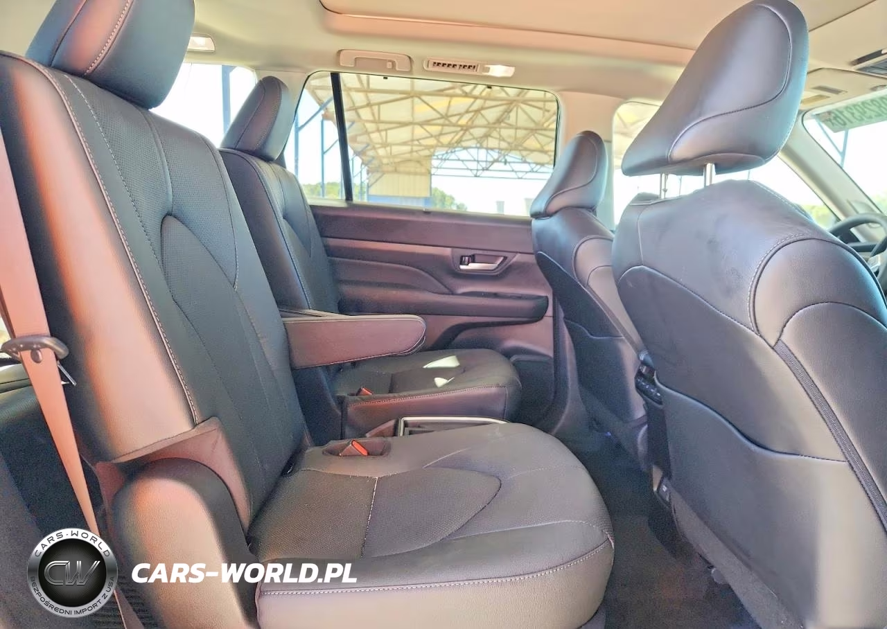 2026 Toyota Grand Highlander Limited VIN:5TDAAAA53TS050491 - 10