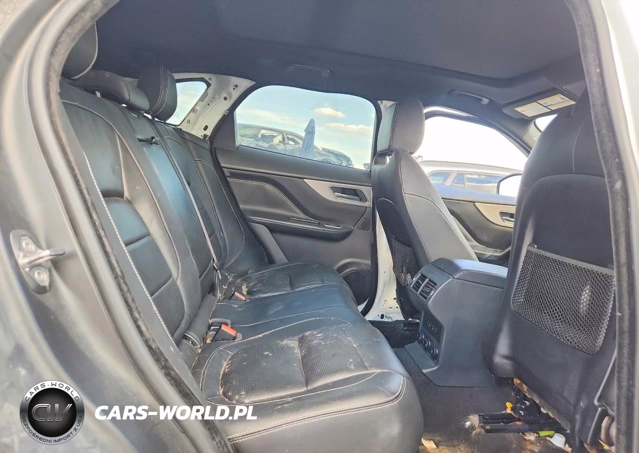2018 Jaguar F-Pace S VIN:SADCM2FVXJA324234 - 10