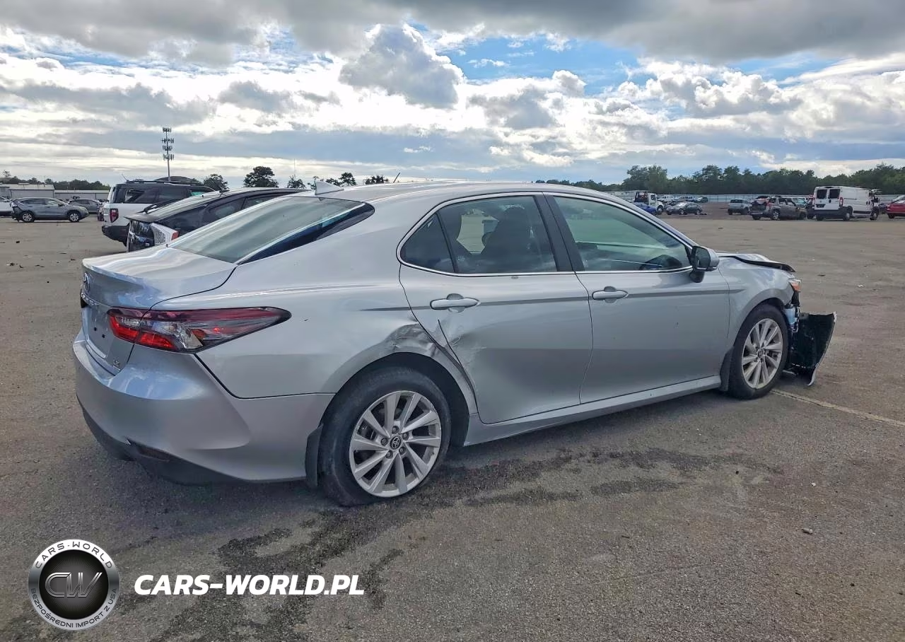 2024 Toyota Camry Le VIN:4T1C11BK6RU114603 - 3