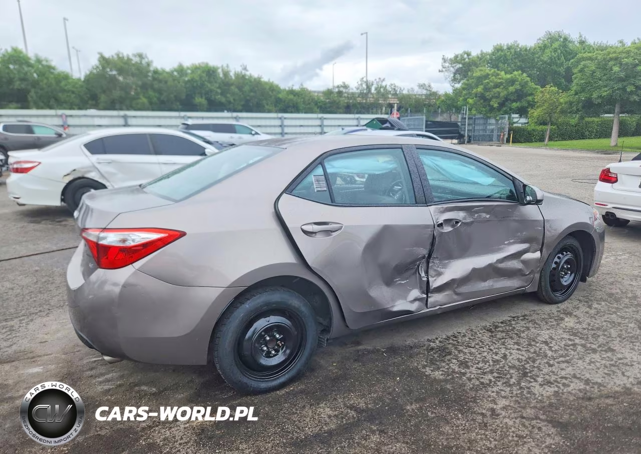 2016 Toyota Corolla Le VIN:2T1BURHE2GC512375 - 3