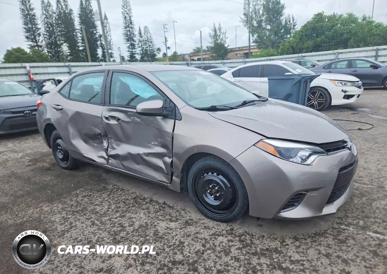 2016 Toyota Corolla Le VIN:2T1BURHE2GC512375 - 4