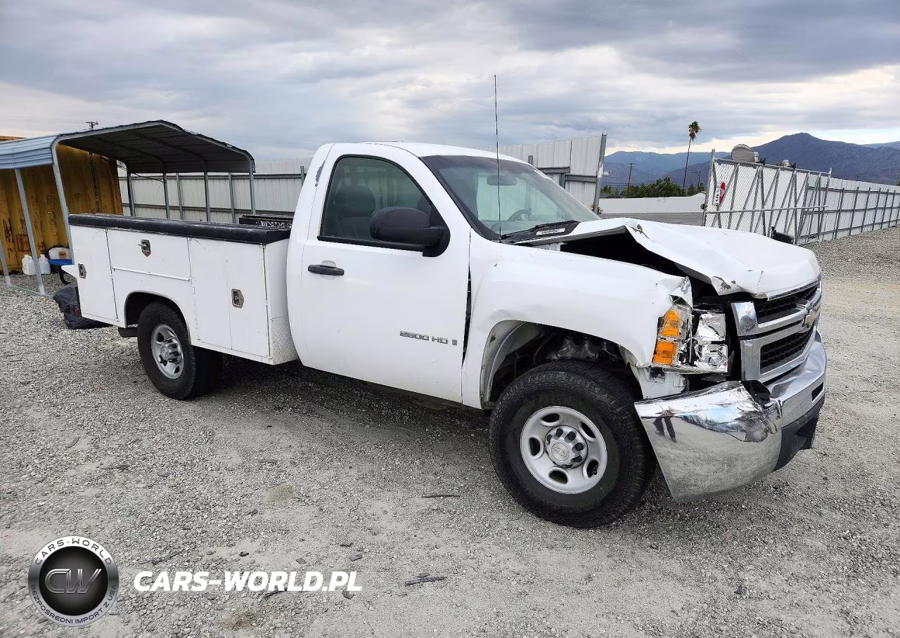 2008 Chevrolet Silverado C2500 Heavy Duty VIN:1GBHC24K08E214166 - 4