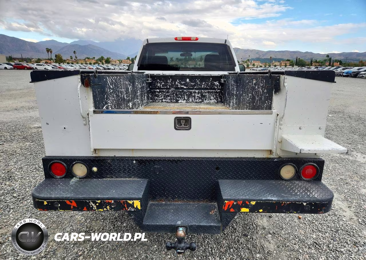 2008 Chevrolet Silverado C2500 Heavy Duty VIN:1GBHC24K08E214166 - 6