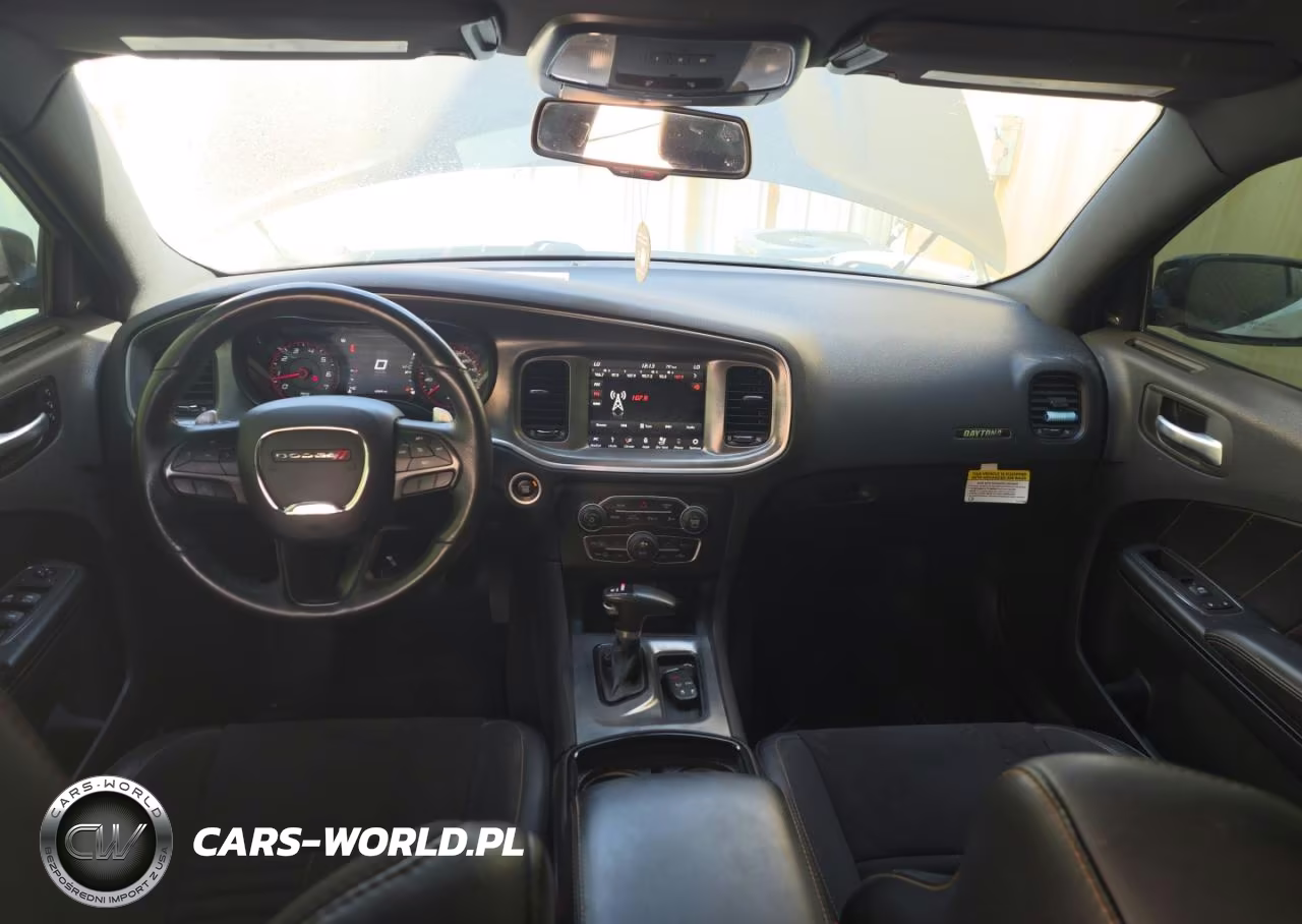 2018 Dodge Charger R-T 392 VIN:2C3CDXGJXJH201141 - 9