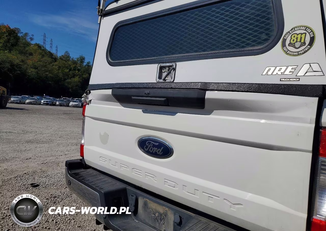2019 Ford F250 Super Duty VIN:1FT7W2B62KEE09844 - 10