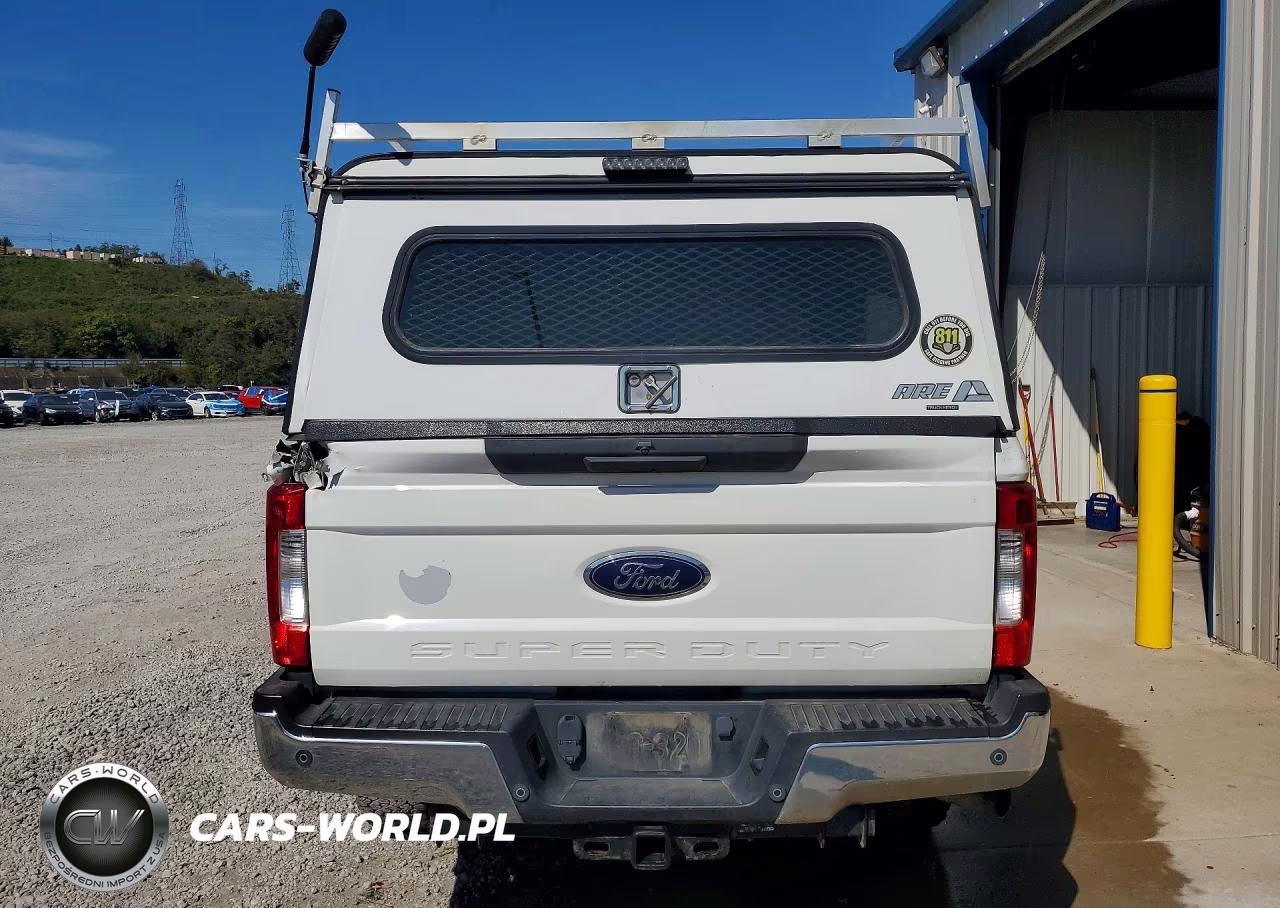 2019 Ford F250 Super Duty VIN:1FT7W2B62KEE09844 - 6