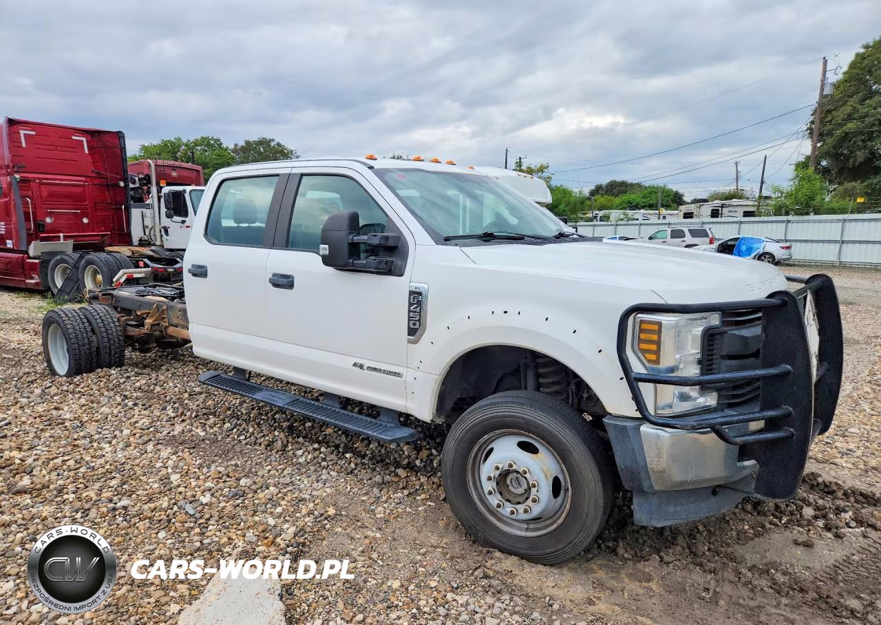 2018 Ford F450 Super Duty VIN:1FD0W4HT8JEB43024 - 4