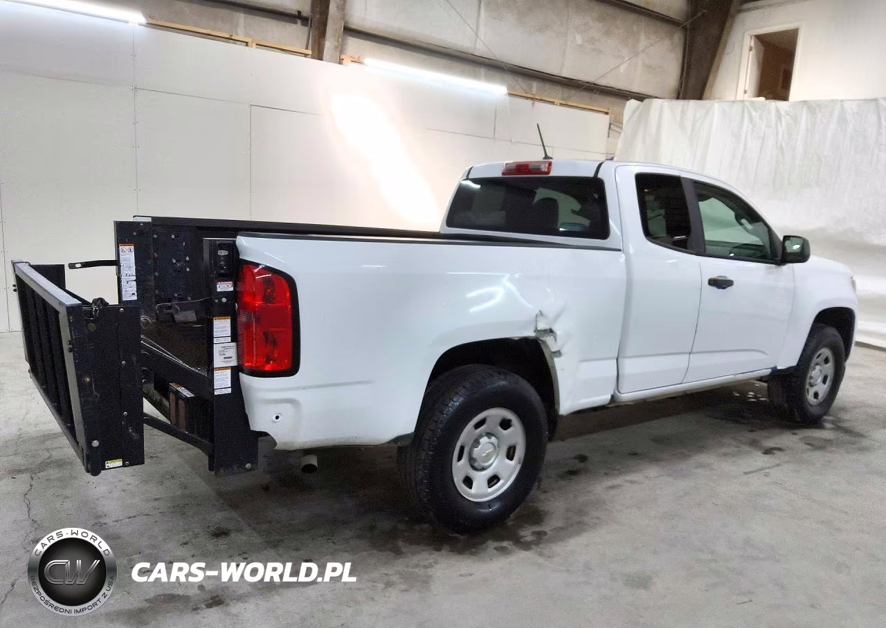 2020 Chevrolet Colorado VIN:1GCHSBEAXL1197395 - 3